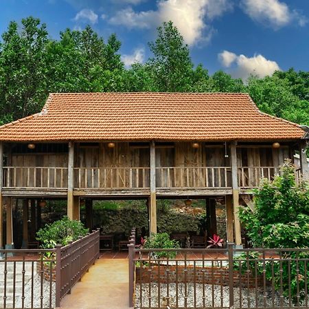 נין בין The Loli Hill Homestay מראה חיצוני תמונה